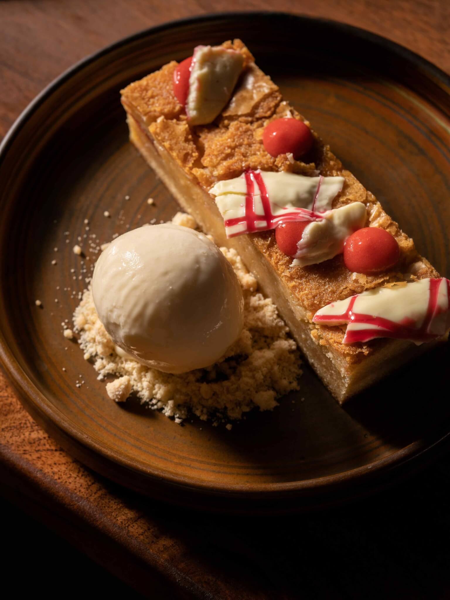 Crafted Food Fine Drinks2 min scaled